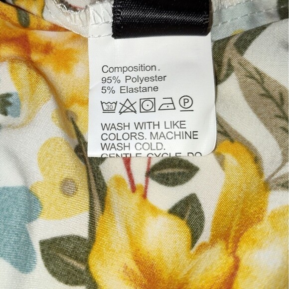 SHEIN FLORAL TANK TOP SIZE L - Picture 5 of 7